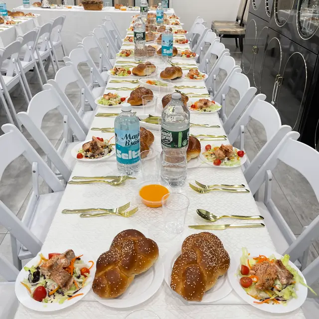 A sheva brachos table set by Mashmanim