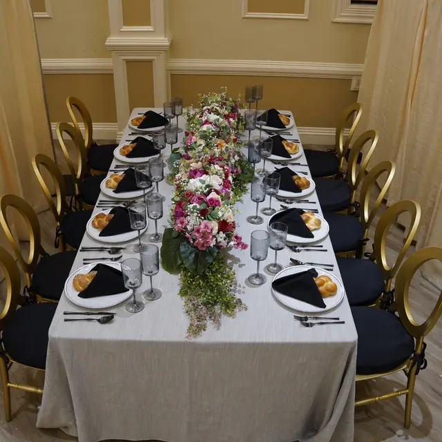 A bar mitzvah seudah catered by Mashmanim
