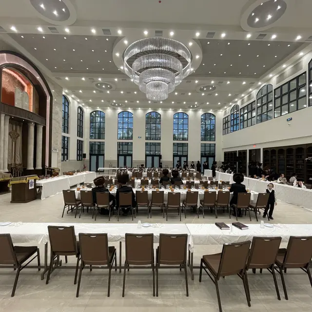 A hall set for a simcha by Mashmanim