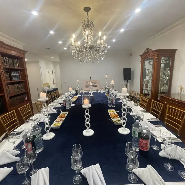 A bar mitzvah seudah catered by Mashmanim