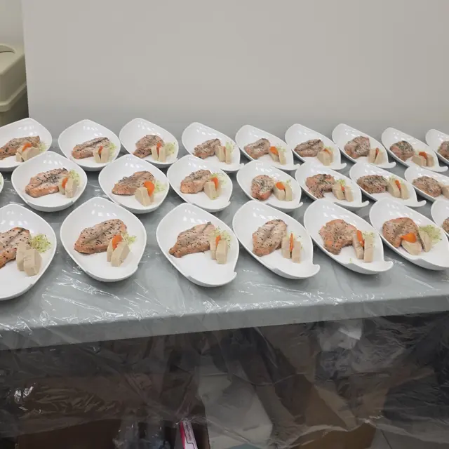A Shabbos table set by Mashmanim